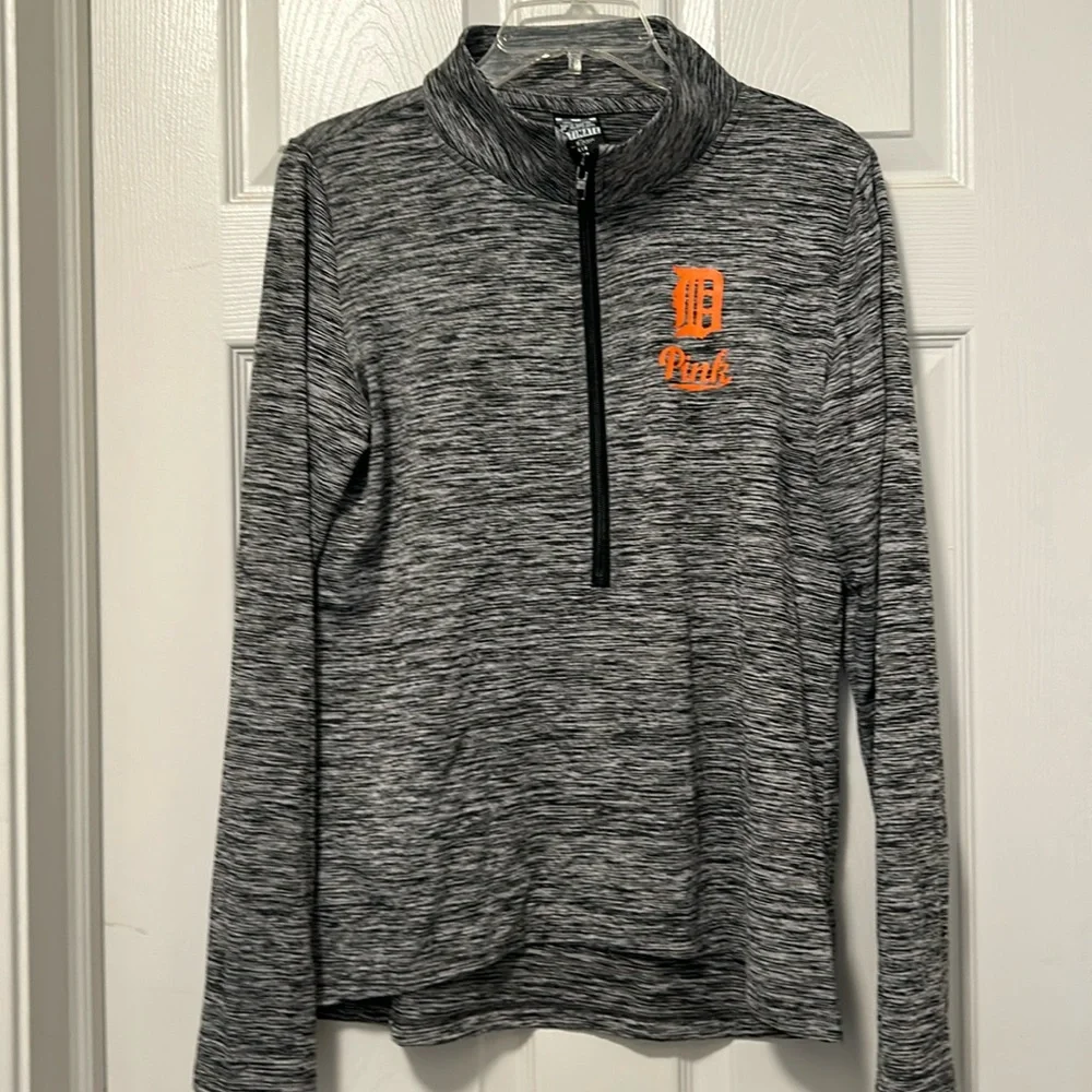 VS Pink Detroit Tigers Half Zip - Picture 1 of 5